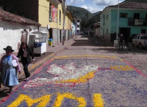 All made of flowers - Lucre