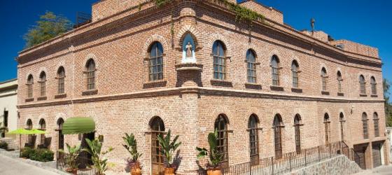 Experience Guaycura, boutique hotel and spa