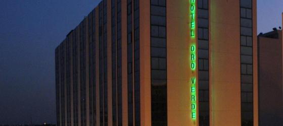 Hotel Oro Verde
