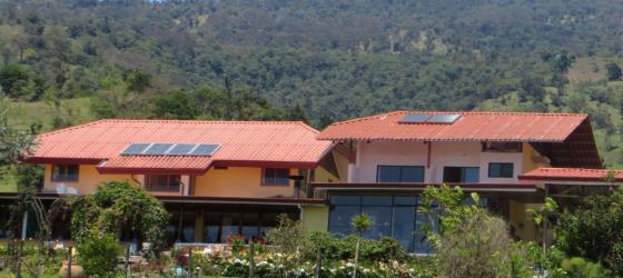 Guayabo Lodge