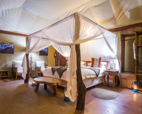 King luxury tent at Mukambi Safari Lodge