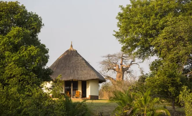 Mukambi Safari Lodge chalets