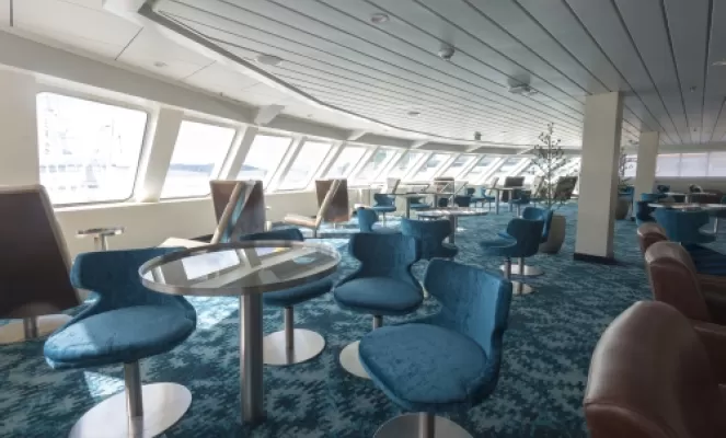 Lounge on the MS Spitsbergen