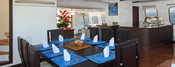Natural Paradise Dining Room