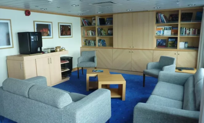 Natural history library on La Pinta