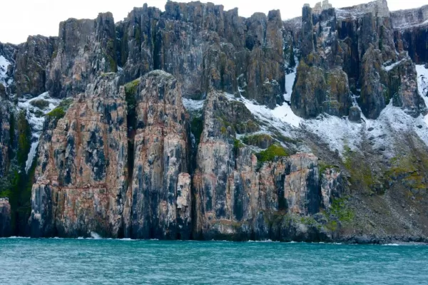 Bird cliffs of Alkefjellet.