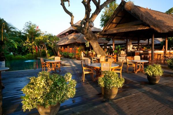 Tandjung Sari Hotel - Tours In Indonesia