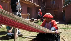 weaving demonstration
