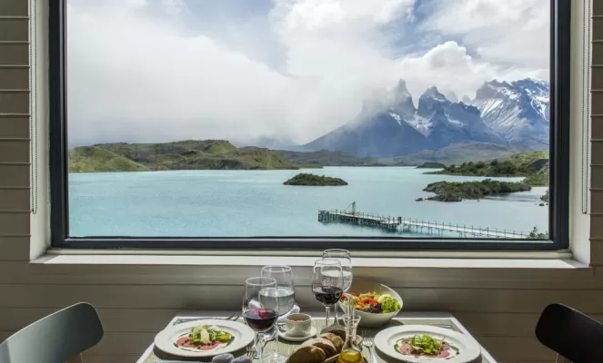 explora patagonia dining
