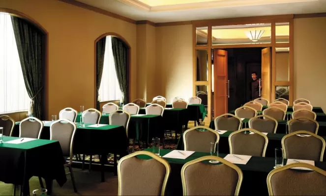 Shangri-La Hotel conference room