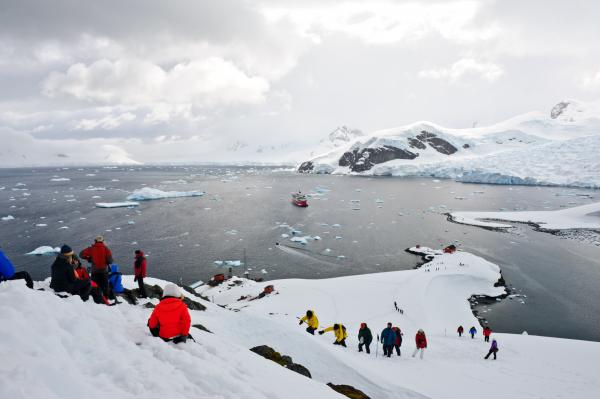 Antarctica Cruise & Travel - From Chile to the Antarctic Peninsula ...