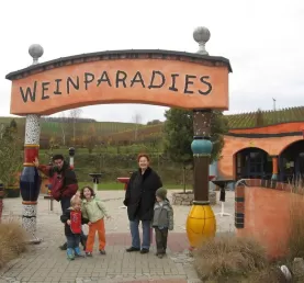Family at Weinparadies