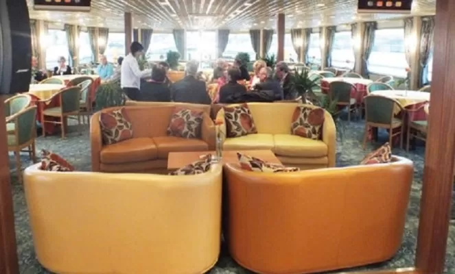 Lounge Bar on the MS Modigliani