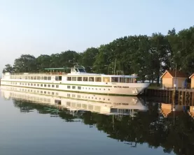 MS Victor Hugo sailing along the Rhine River