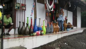shops selling pottery and ceramics