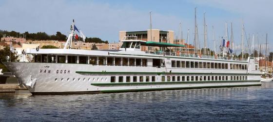 Ms Van Gogh sailing along the Rhone River