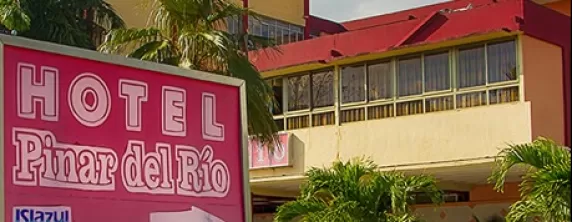 External view of the Hotel Pinar del Rio