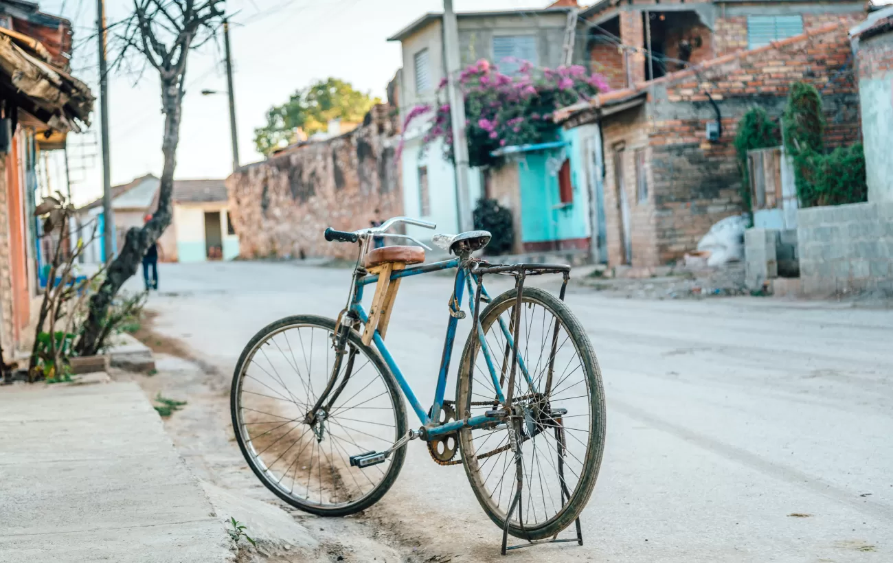 Bicycle on Cuban street