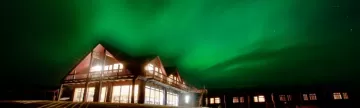 Strong Aurora Borealis over Hotel Ranga