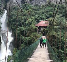 The bridge over Pailon del Diablo (Devil's Cauldron)