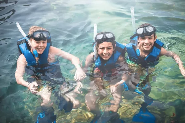 Snorkeling with friends