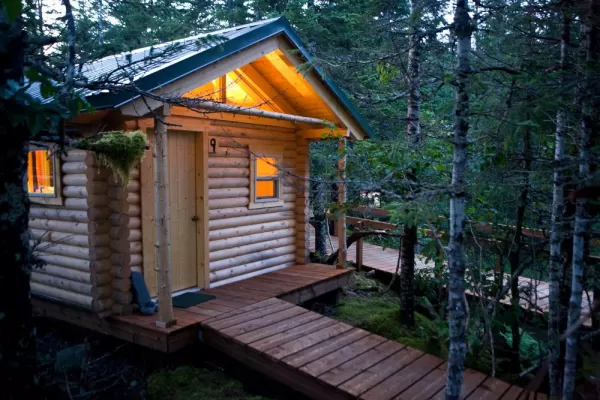 Kenai Fjords Glacier Lodge cabin