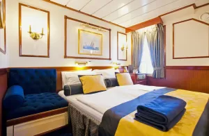 Category 1 cabin on the Star Clipper