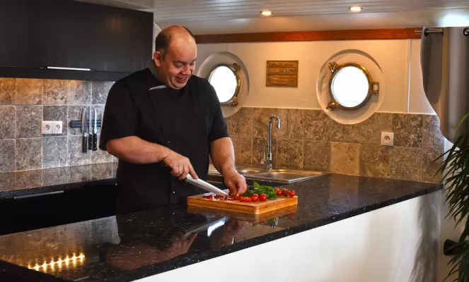 Finesse Demonstration Galley