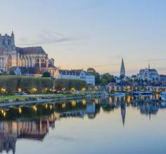Sunset view of Yonne River in Burgundy