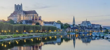 Sunset view of Yonne River in Burgundy