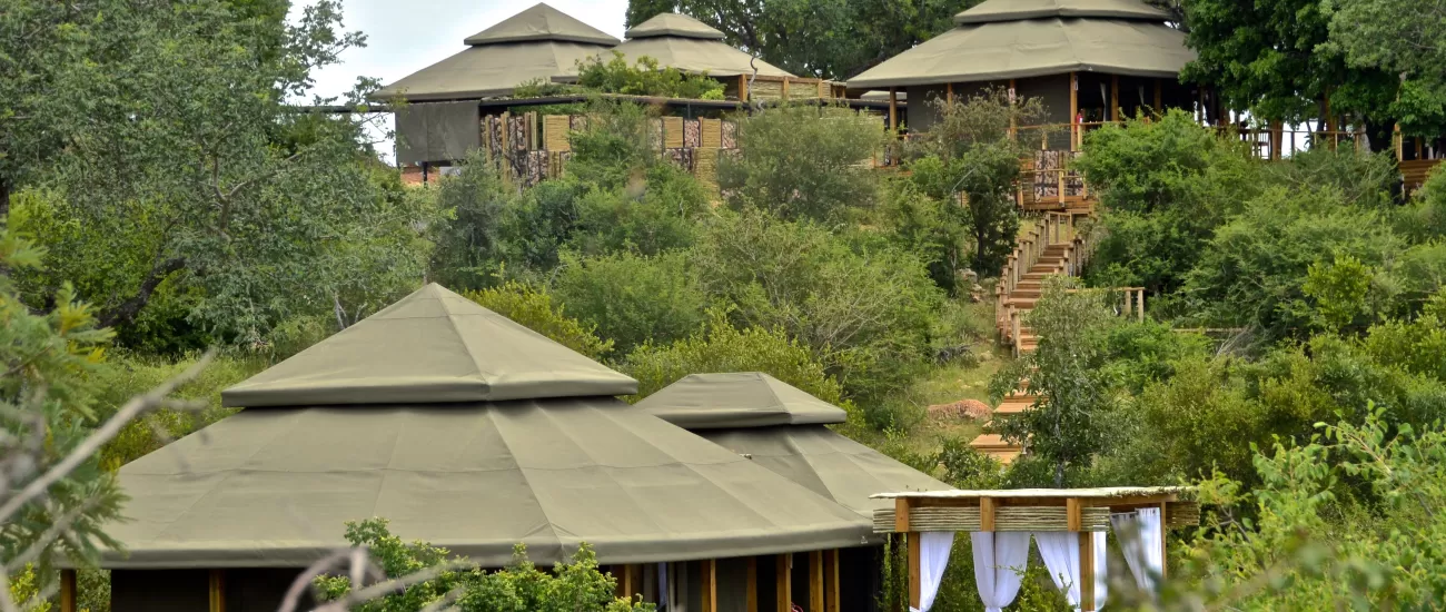 Simbavati's hilltop cabanas offer plenty of privacy