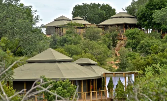 Simbavati's hilltop cabanas offer plenty of privacy