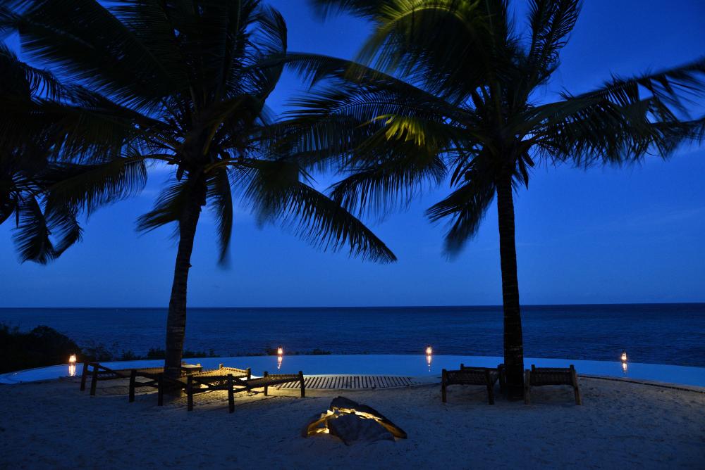 Shooting Star Lodge Relax on the northern coast of Zanzibar