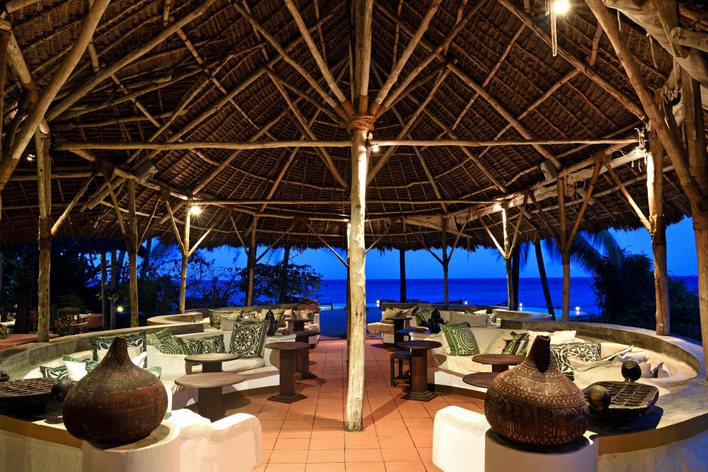 Shooting Star Lodge Relax on the northern coast of Zanzibar