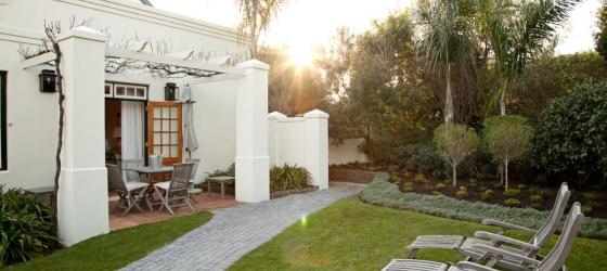 Avondrood Guest House