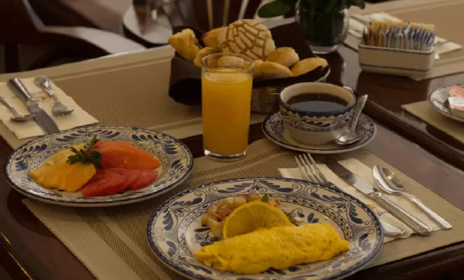 Breakfast at the Gran Hotel Ciudad de Mexico