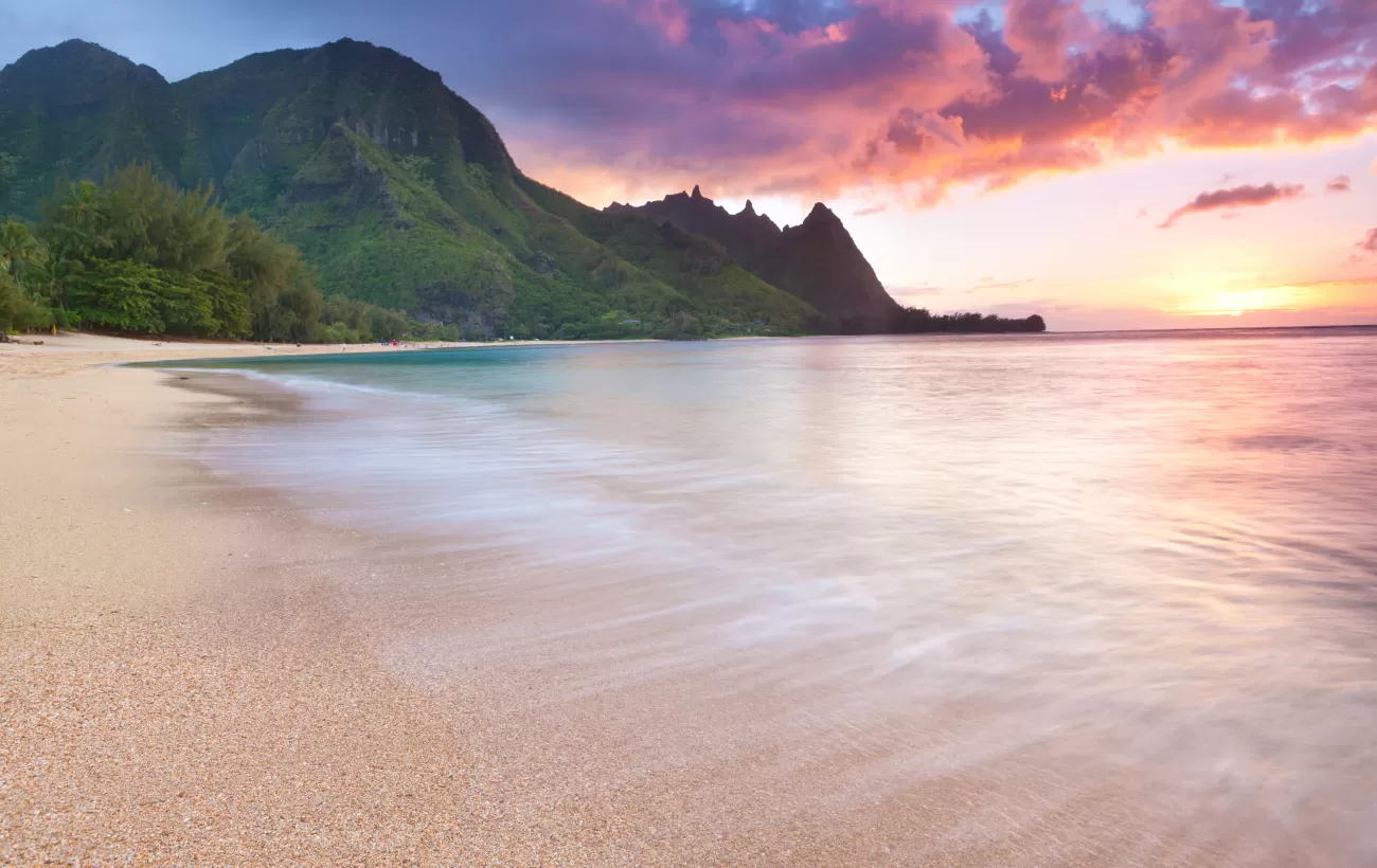 Kauai Tunnels Beach sunset