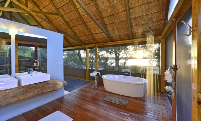 Victoria Falls River Lodge