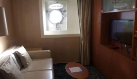 Cabin Category 6, Sitting Room