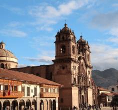 Iglesia de la Compañía de Jesús in the main Plaza de Armas.