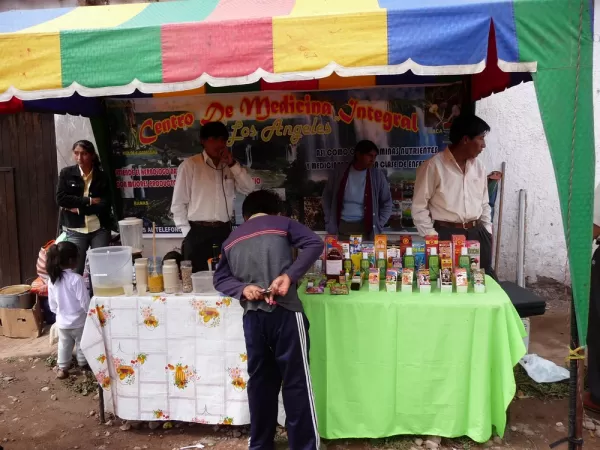 Vendors selling herbs and medicine