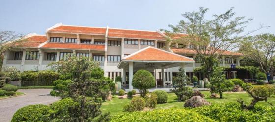 Almanity Hotel