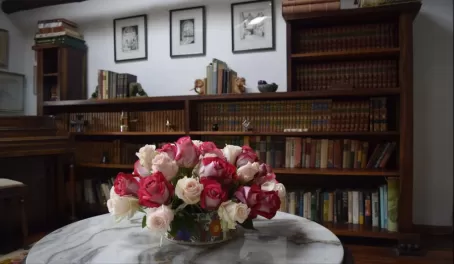 Fresh roses everywhere!