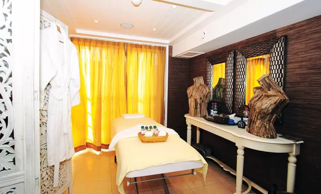 AmaDolce-Massage Room