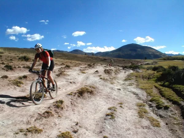 Mountain Biking in Sacred Valley and Cusco