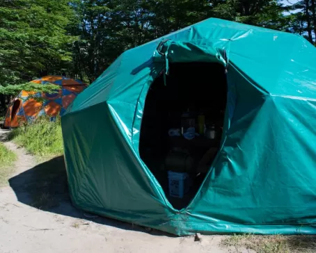 Communal dining tent along the O Trek