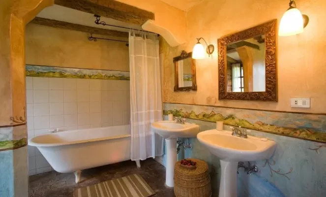 Suite bathroom at Hacienda San Augustin de Callo