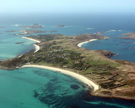 Turquoise waters surrounding the islands