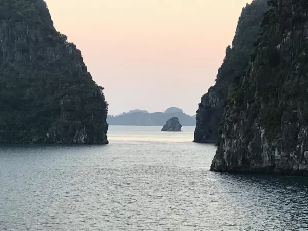 Cruising Ha Long Bay