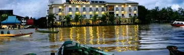 Hotel Victoria River View